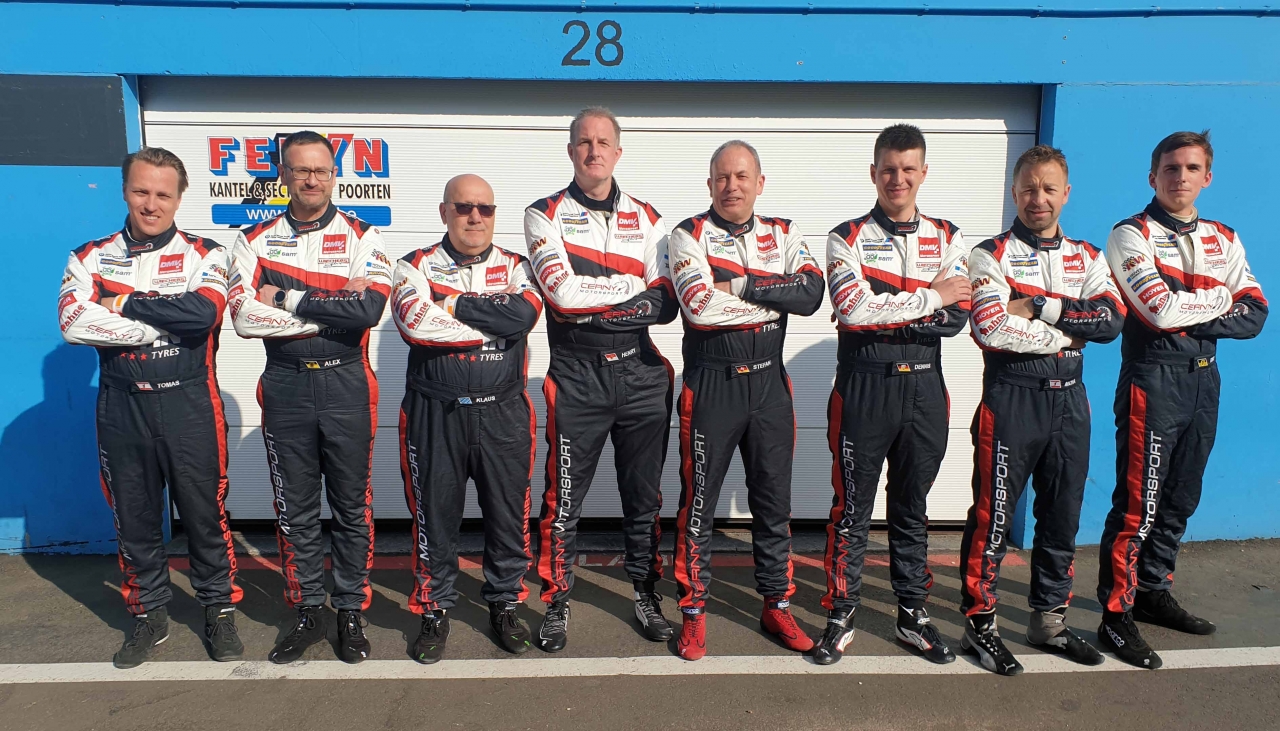Cerny Motorsport kämpft um das Podium in der Teamwertung