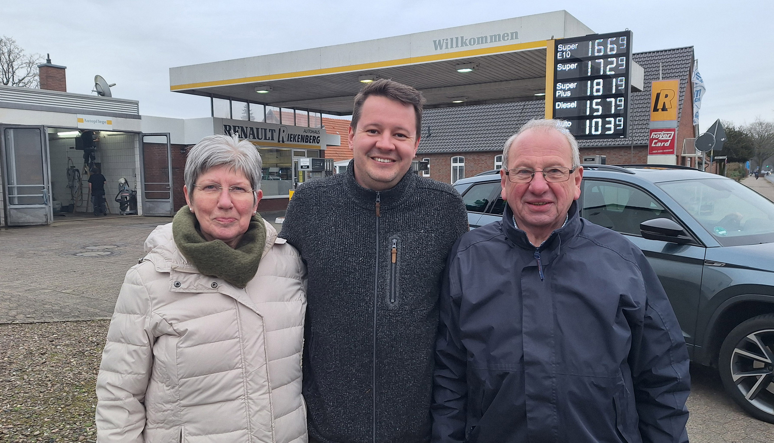 Familie Riekenberg übergibt Tankstellenbetrieb an Hoyer