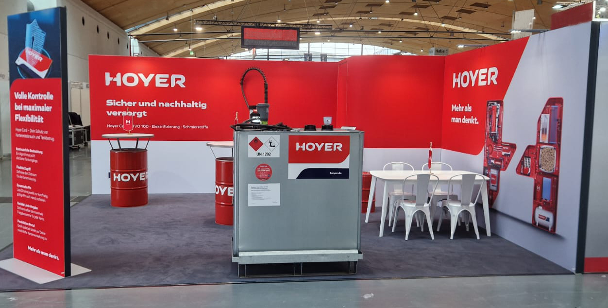 Hoyer präsentiert Neuheiten auf der Nutzfahrzeugmesse NUFAM