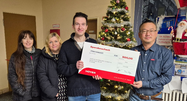 Hoyer spendet 500 Euro an Förderverein