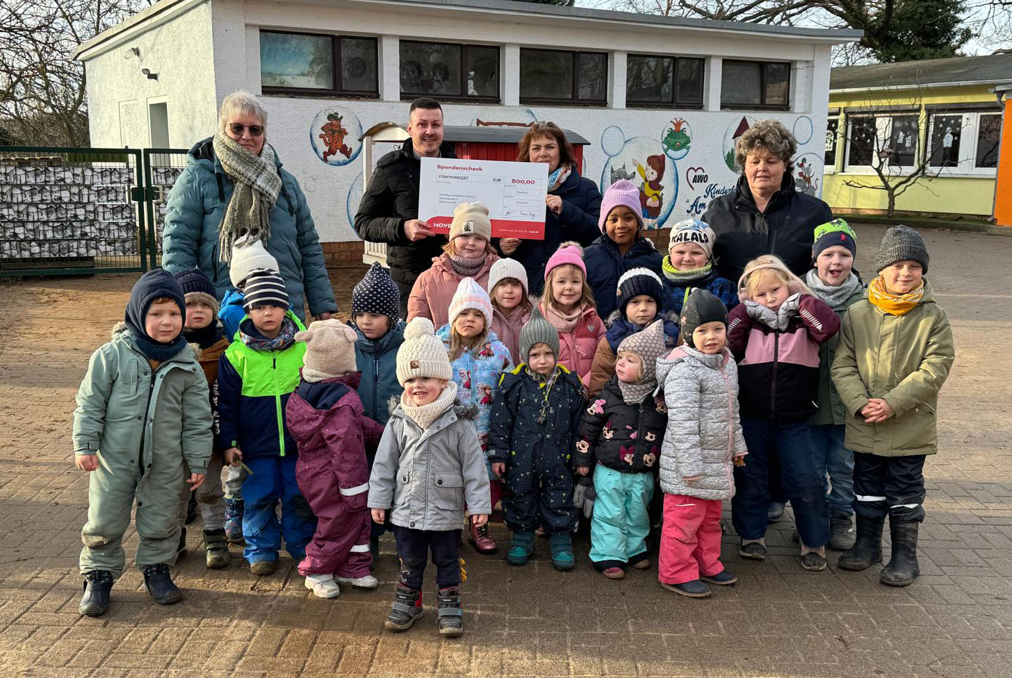 Hoyer unterstützt Kita in Wiederstedt