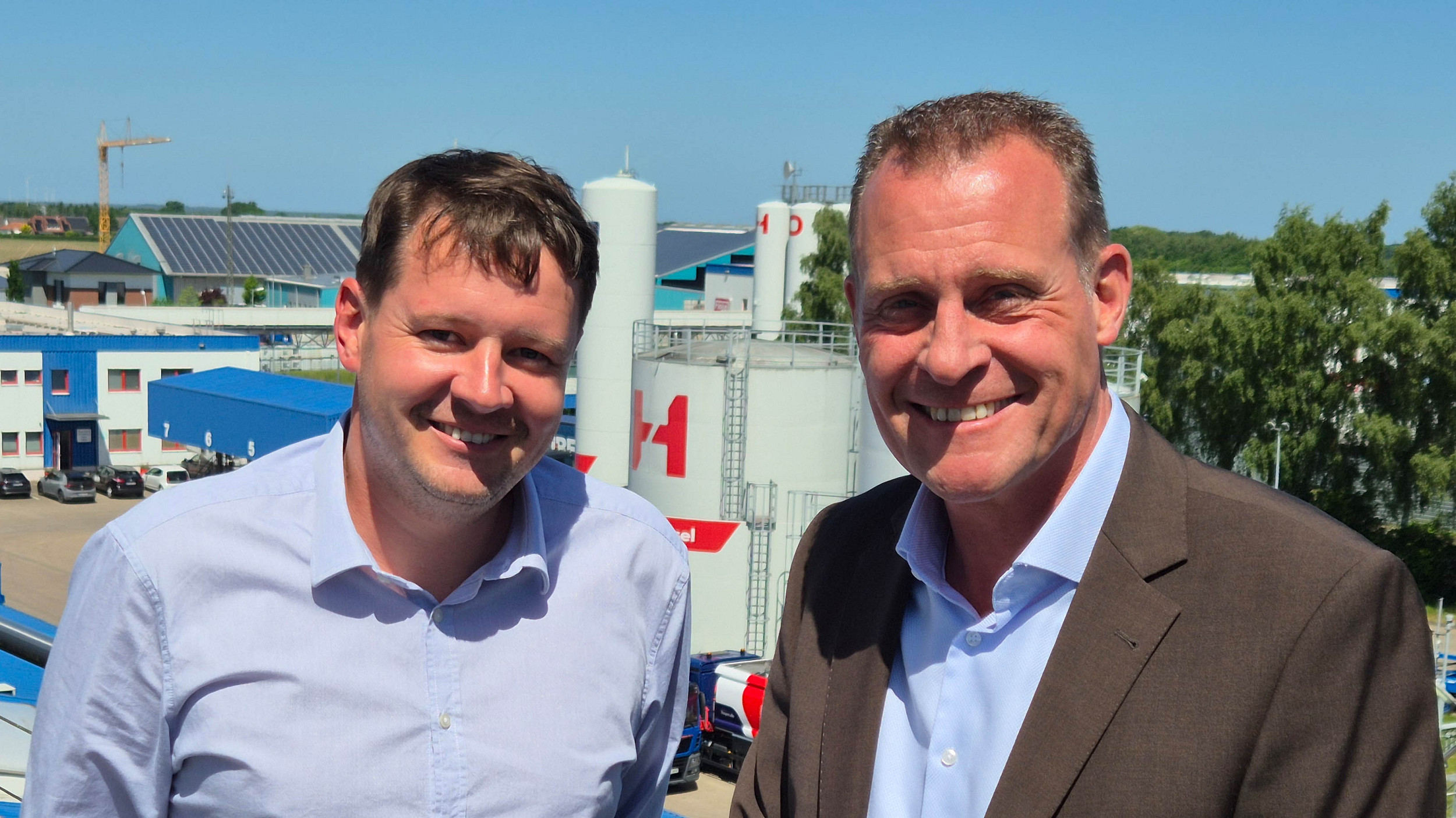 Landratskandidat Dr. Arne Wieben stellt sich bei Hoyer vor