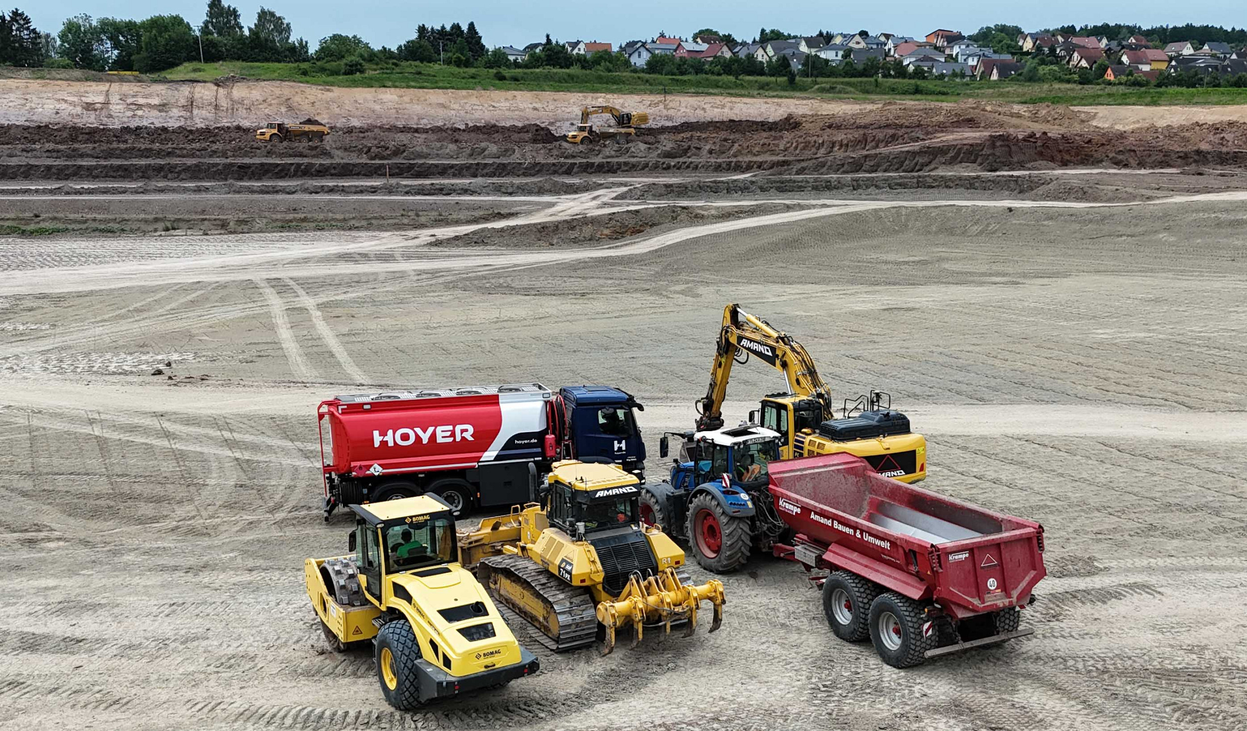 Hoyer beliefert Großbaustelle von Amand