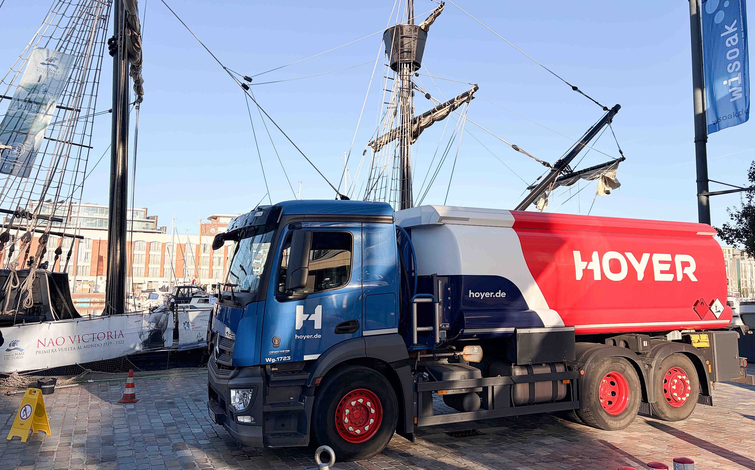 Hoyer beliefert Schiffe bei maritimen Tagen
